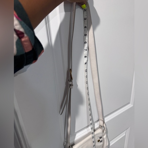 Fossil Gigi White Leather Flap Crossbody w/ Metallic Accents in Great Condition - Picture 8 of 8